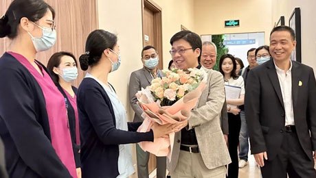 携爱鸢尾开，天使向未来——英国威廉希尔公司官网健康集团表彰优秀护理集体及个人