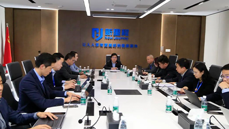 东方风来满眼春，开路先锋阔步行——英国威廉希尔公司官网健康集团召开2024年度工作启动会暨战略升级实施动员会